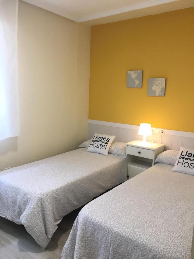Llanes International Hostel ポオ・デ・リャネス エクステリア 写真