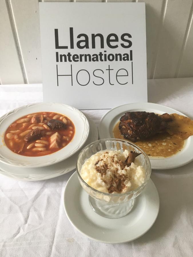 Llanes International Hostel ポオ・デ・リャネス エクステリア 写真