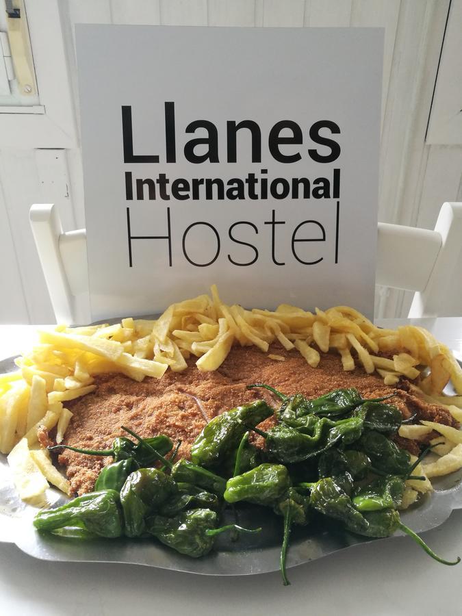 Llanes International Hostel ポオ・デ・リャネス エクステリア 写真