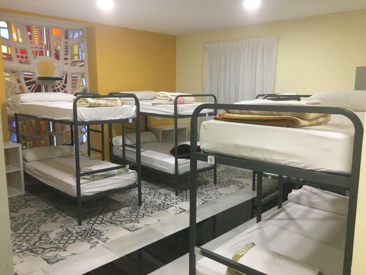 Llanes International Hostel ポオ・デ・リャネス エクステリア 写真