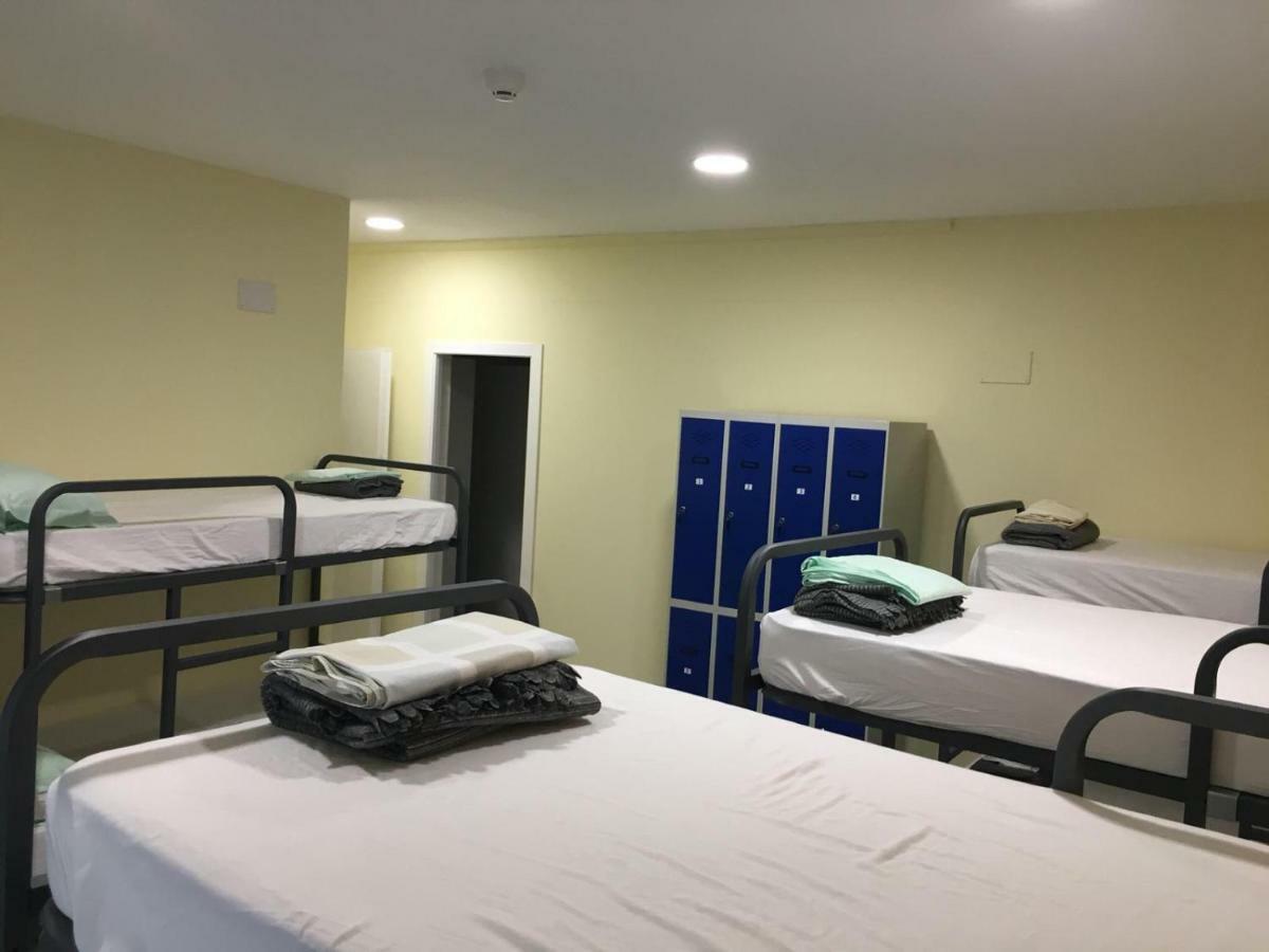 Llanes International Hostel ポオ・デ・リャネス エクステリア 写真